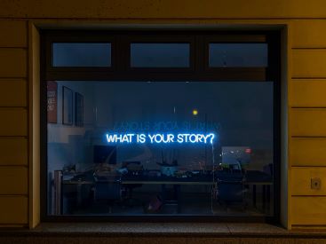 What's your story window image